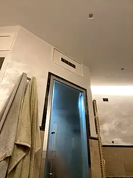 Snapshot of zjwsteve chatting on October 22, 12:13 am zjwsteve online show from October 22, 12:13 am