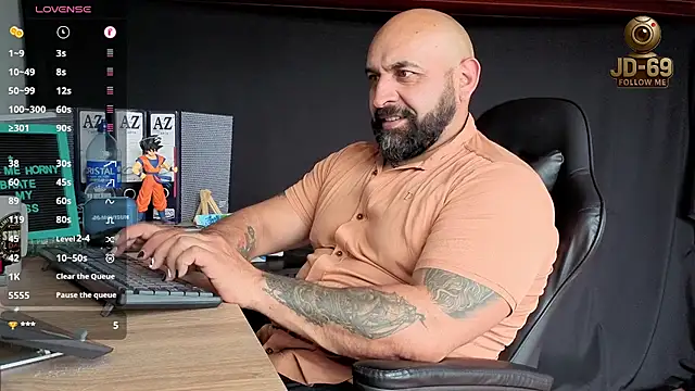 JD-69 online show from November 19, 7:03 pm