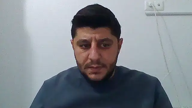 erkekkkadam online show from November 22, 9:47 pm