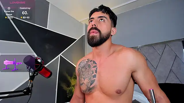 Snapshot of Markbrown chatting on March 8, 12:31 am Markbrown online show from March 8, 12:31 am