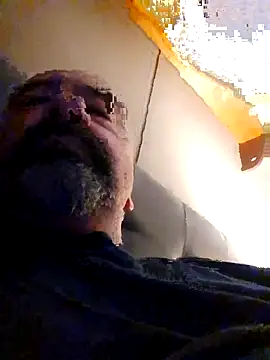 Snapshot of scottym chatting on October 22, 12:42 pm scottym online show from October 22, 12:42 pm