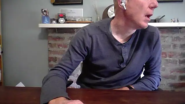 jiggy77777 online show from December 22, 10:25 pm