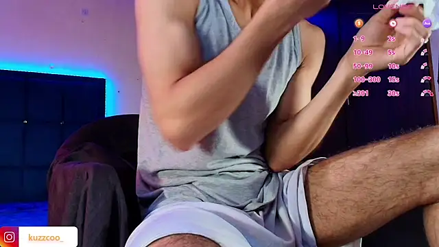 kuzzcoo online show from November 11, 6:46 pm