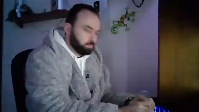 Snapshot of joaodias_97 chatting on March 9, 7:05 pm joaodias 97 online show from March 9, 7:05 pm