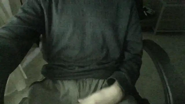 FranciCazzone online show from October 30, 7:15 pm