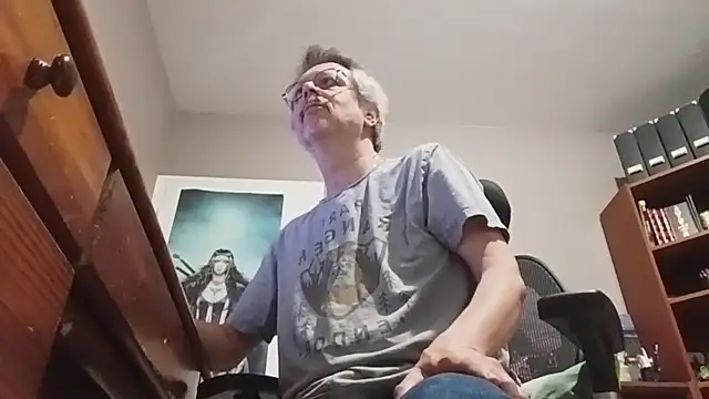 Mandra is a whore online show from October 9, 5:18 pm