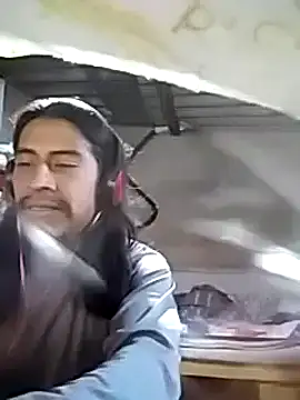 Snapshot of davidatration15 chatting on January 18, 11:00 pm davidatration15 online show from January 18, 11:00 pm