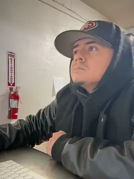 Snapshot of PeterGrandee chatting on December 26, 4:47 pm PeterGrandee online show from December 26, 4:47 pm