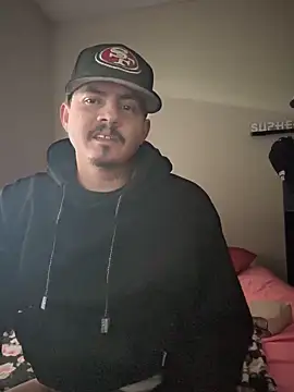 Snapshot of PeterGrandee chatting on March 11, 9:37 pm PeterGrandee online show from March 11, 9:37 pm