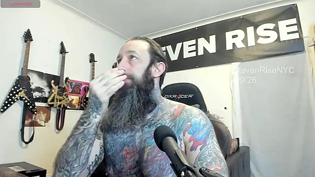 StevenRiseNYC online show from April 9, 12:11 pm