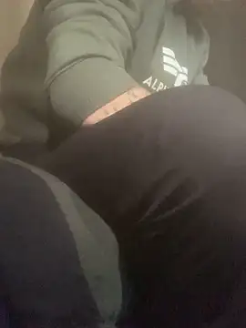 Snapshot of PIercingBoy38 chatting on March 13, 3:06 pm PIercingBoy38 online show from March 13, 3:06 pm