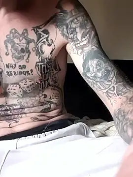 Snapshot of PIercingBoy38 chatting on February 12, 2:10 pm PIercingBoy38 online show from February 12, 2:10 pm