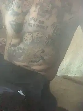 Snapshot of PIercingBoy38 chatting on March 8, 3:33 pm PIercingBoy38 online show from March 8, 3:33 pm