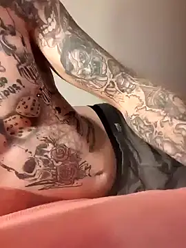 Snapshot of PIercingBoy38 chatting on January 13, 9:31 pm PIercingBoy38 online show from January 13, 9:31 pm