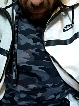 Snapshot of PIercingBoy38 chatting on October 1, 11:36 am PIercingBoy38 online show from October 1, 11:36 am