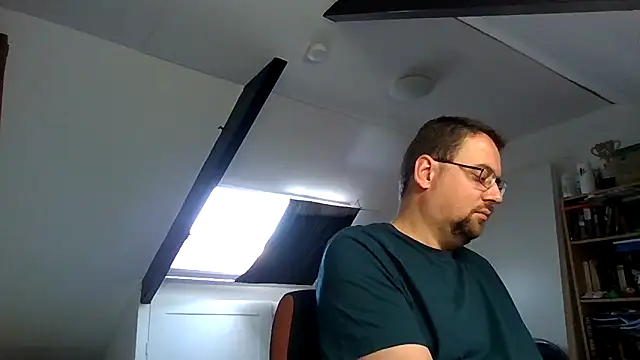 Snapshot of rdewaard81 chatting on September 19, 9:10 am rdewaard81 online show from September 19, 9:10 am