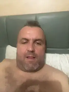 andres1925 online show from August 1, 2:10 am