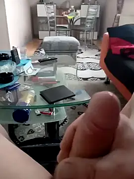 Snapshot of Affenarsch81 chatting on January 9, 9:27 am Affenarsch81 online show from January 9, 9:27 am